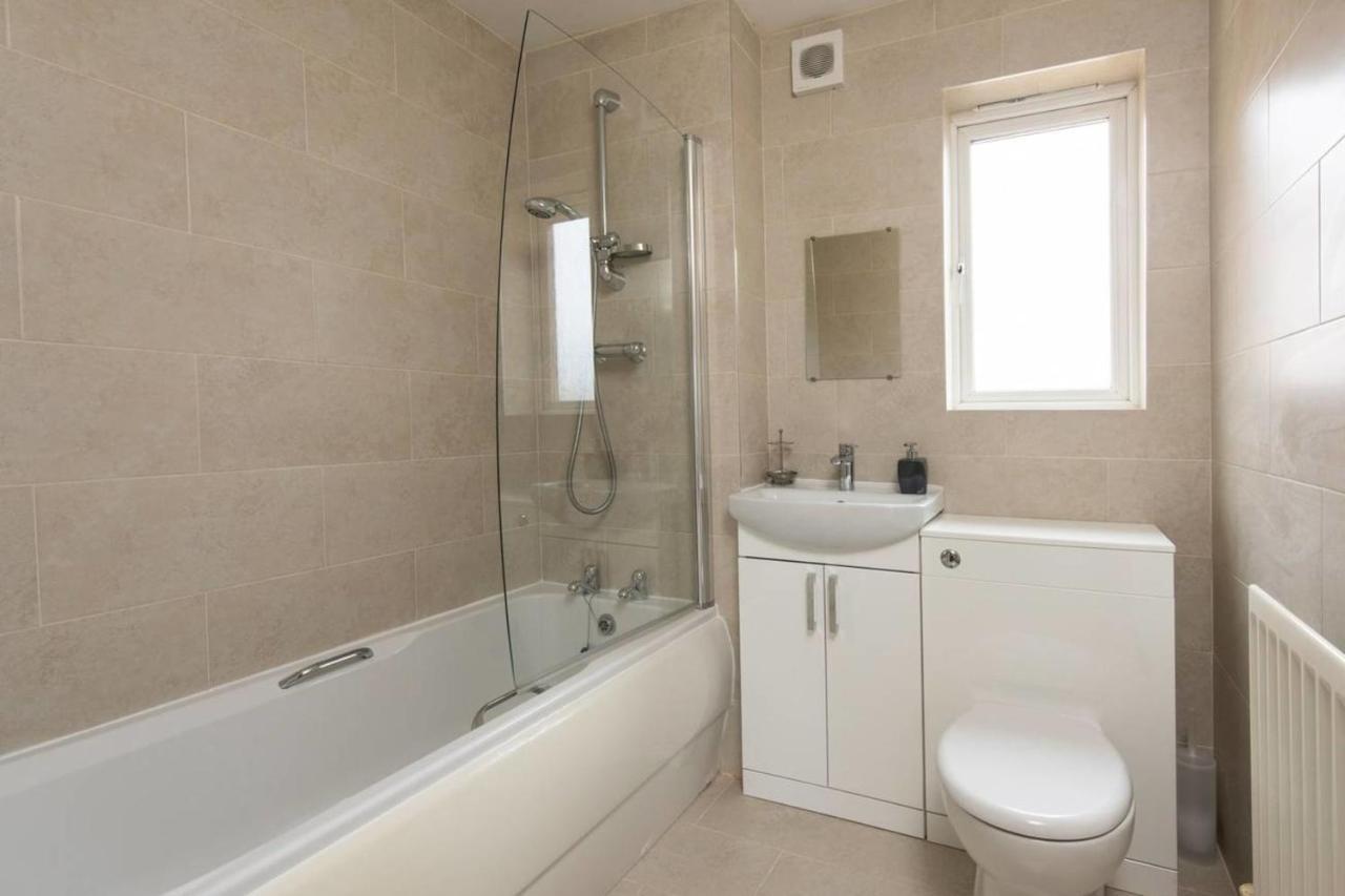 Guestready - Top Floor Apt 2Min Walk To O2 Apollo Manchester Exterior photo